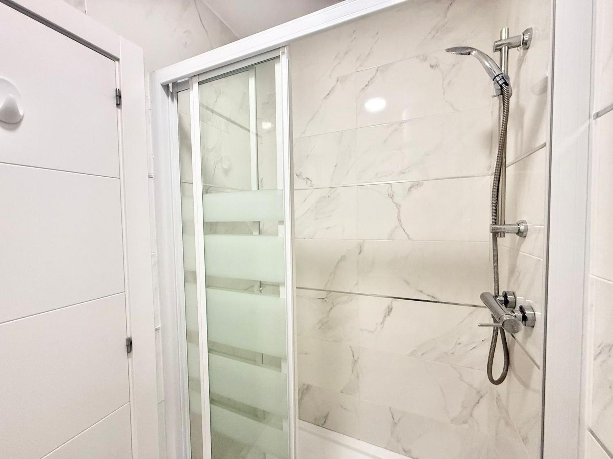 Apartamento Amch Metro Avenida De America 11